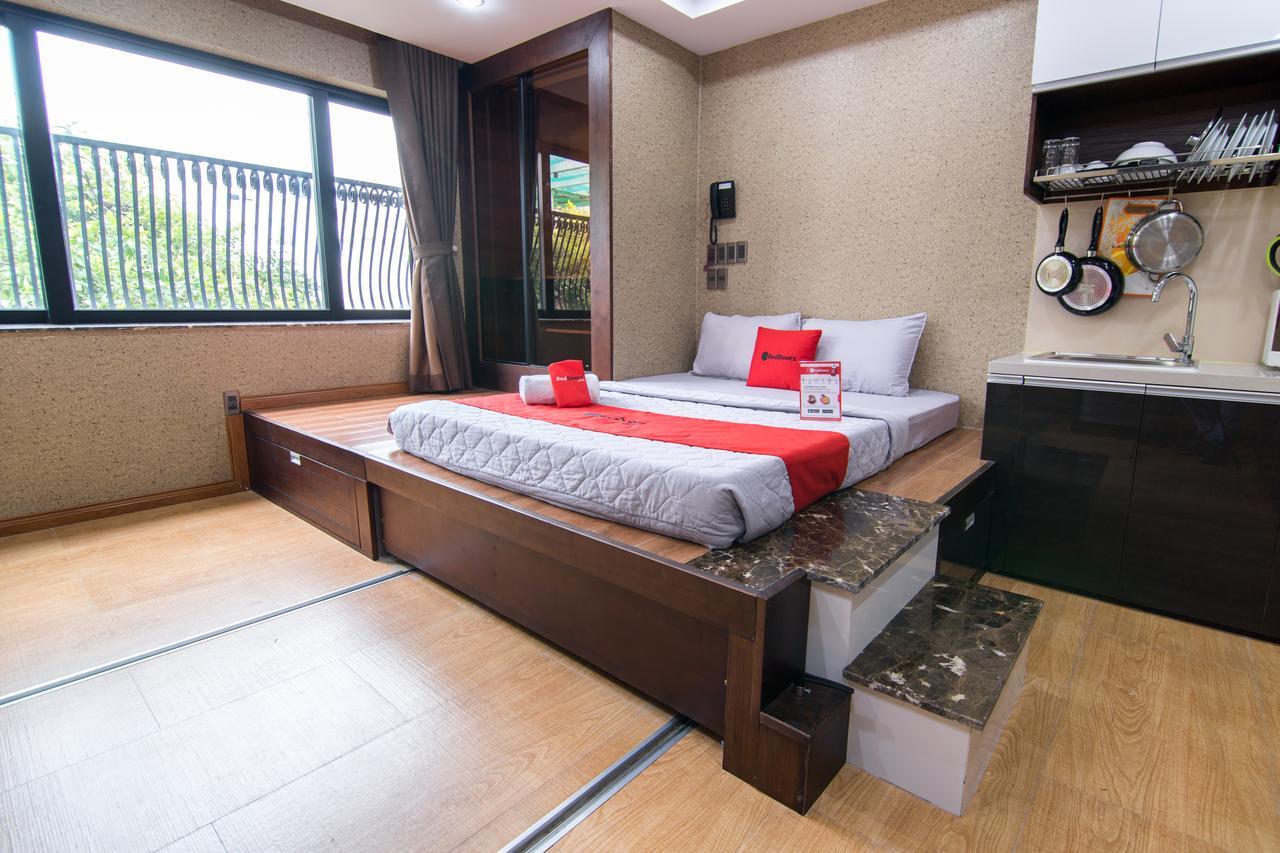 Reddoorz Plus @ Nguyen Trai Street مدينة هوشي منه المظهر الخارجي الصورة