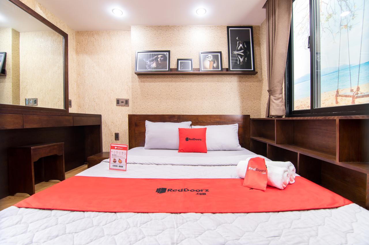 Reddoorz Plus @ Nguyen Trai Street مدينة هوشي منه المظهر الخارجي الصورة