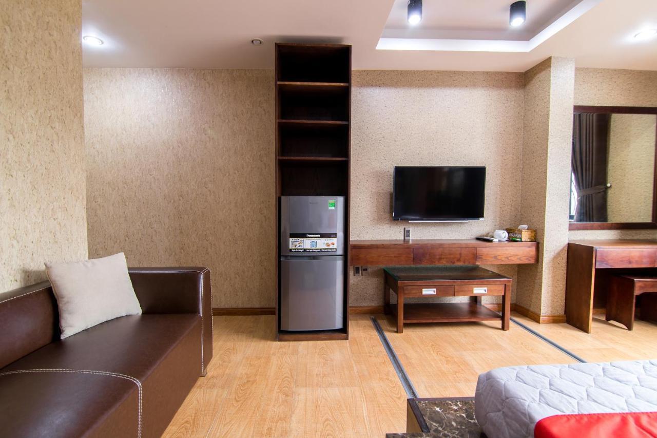 Reddoorz Plus @ Nguyen Trai Street مدينة هوشي منه المظهر الخارجي الصورة