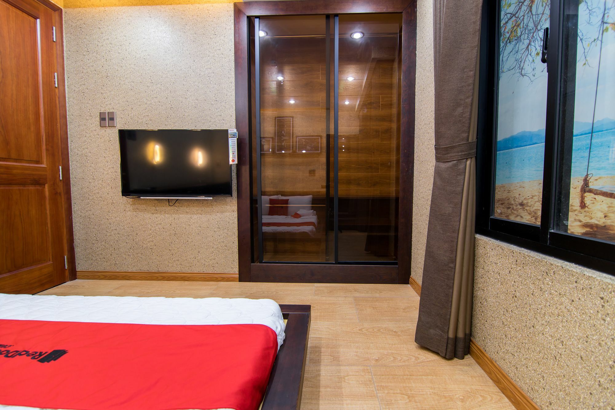 Reddoorz Plus @ Nguyen Trai Street مدينة هوشي منه المظهر الخارجي الصورة